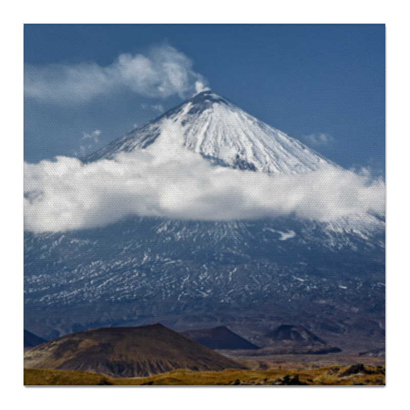 Холст 50x50 Printio Камчатка, осенний пейзаж, извержение вулкана